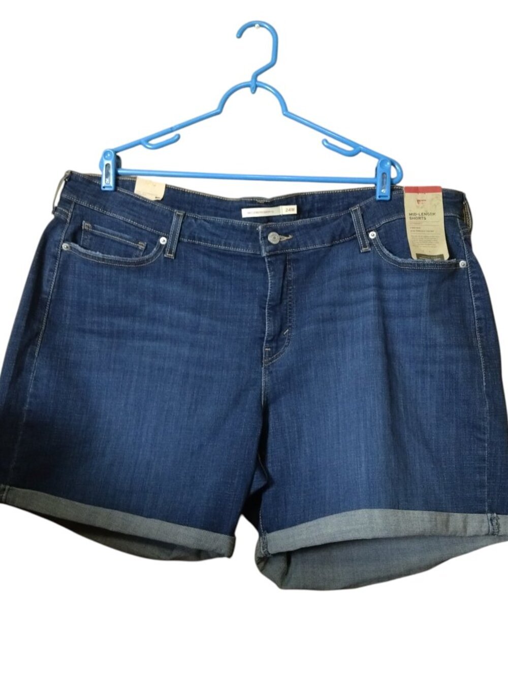 Levi’s Mid Length Shorts Cuffed  Size 24W Blue Hypersoft Casual Denim Classic